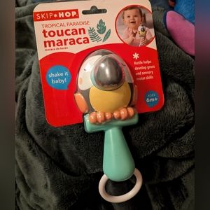 Skip Hop baby tucan maraca